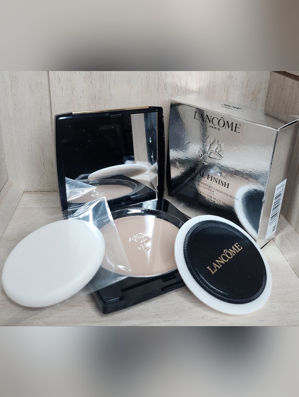 Lancôme Dual Finish Multi-Tasking Powder & Foundation - 360W Honey.